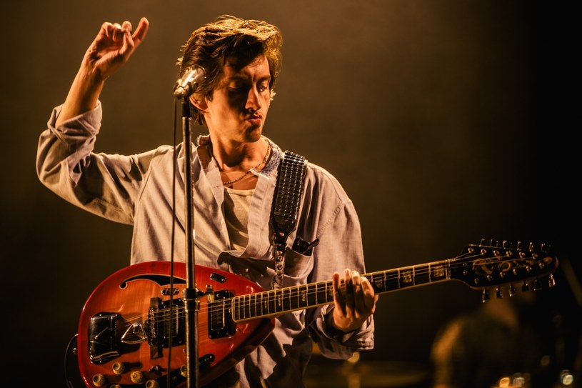 Po czterech latach od ukazania się zaskakującego albumu "Tranquility Base Hotel & Casino", grupa Arctic Monkeys powraca z nową, równie nieoczekiwaną pod względem brzmieniowym płytą zatytułowaną "The Car".
