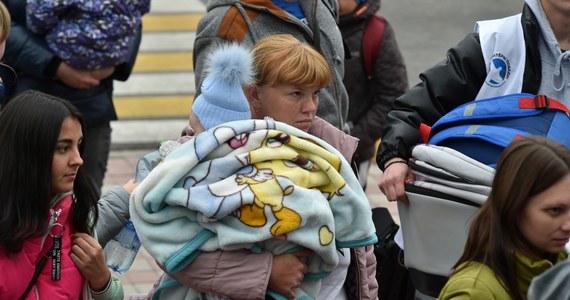 Okupacyjne władze nakazały mieszkańcom Chersonia na południu Ukrainy "natychmiastowe" opuszczenie miasta i udanie się na lewy brzeg Dniepru - donosi portal Ukrainska Prawda.
