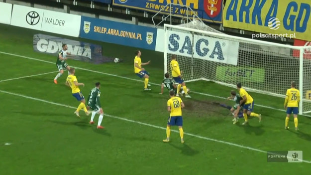 Arka Gdynia - Chojniczanka Chojnice 2-1. Skrót meczu Fortuna 1 Ligi.

