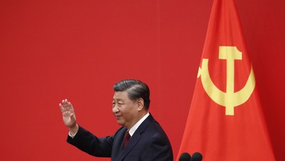Xi Jinping zerwał z tradycją. Pozostał na stanowisku sekretarza generalnego Komunistycznej Partii Chin