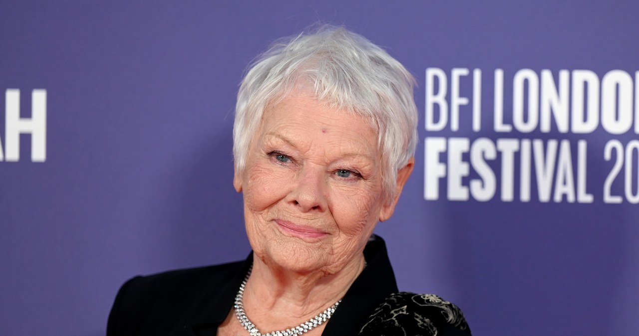 Legendarna brytyjska aktorka Judi Dench zdradziła w najnowszym wywiadzie, że od wybuchu pandemii próbuje pozbyć się ze swojej wiejskiej rezydencji nieproszonych gości. Chodzi o myszy, które zadomowiły się w należącym do aktorki dworze położonym w hrabstwie Surrey. Wyproszenie intruzów nie jest łatwe. "Wprowadziły się do nas, gdy ogłoszono pierwszy lockdown i próbują przejąć kontrolę" - wyjawiła gwiazda.