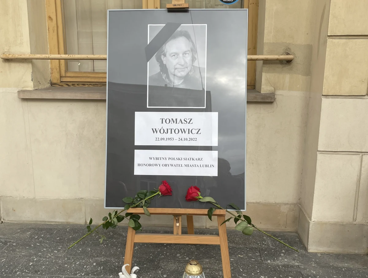 Lublin uczcił zmarłego Tomasza Wójtowicza - jednego z najwybitniejszych polskich siatkarzy, mistrza świata z Meksyku z 1974 roku oraz złotego medalistę olimpijskiego z Montrealu z 1976. Tomasz Wójtowicz był z pochodzenia lublinianinem.