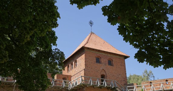 Muzeum Mikołaja Kopernika we Fromborku remontuje wieżę na Wzgórzu Katedralnym, która należała do astronoma. Muzeum chce ją udostępnić zwiedzającym. Jest to ta wieża, na której Jan Matejko przedstawił Kopernika na słynnym obrazie "Astronom Kopernik, czyli rozmowa z Bogiem".