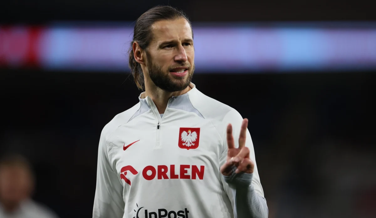 Zgodnie z zapowiedziami Legii, Grzegorz Krychowiak rozpoczął treningi z warszawskim klubem. Pomocnik reprezentacji Polski liczy, że zajęcia pomogą mu przygotować się do nadchodzących mistrzostw świata w Katarze. 32-letni piłkarz reprezentacji Polski występuje w Al-Shabab, ale w saudyjskiej ekstraklasie trwa obecnie przerwa.