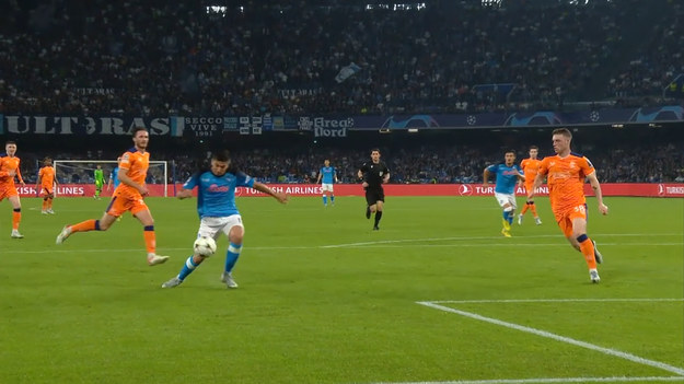  LIGA MISTRZÓW 


Mecz :  Napoli – Rangers (1-0)
      
Gol: 11. Simeone

Pełne prawa do transmisji Ligi Mistrzów w sezonie 2022/23 w Polsce posiada Grupa Polsat, która pokazuje rozgrywki od sezonu 2018/2019. Transmisje Ligi Mistrzów można oglądać w tv na kanałach Polsat Sport Premium. Mecze Ligi Mistrzów można obejrzeć również online live stream na  Polsat BOX Go  .Relacje i wyniki meczów na  sport.interia.pl 

 TUTAJ ZNAJDZIESZ NAJCIEKAWSZE TREŚCI DOTYCZĄCE LIGI MISTRZÓW! 

 NAJŚWIEŻSZE WIDEO I SKRÓTY MECZÓW LIGI MISTRZÓW! 

INTERIA SPORT
ŻYJEMY LIGĄ MISTRZÓW
