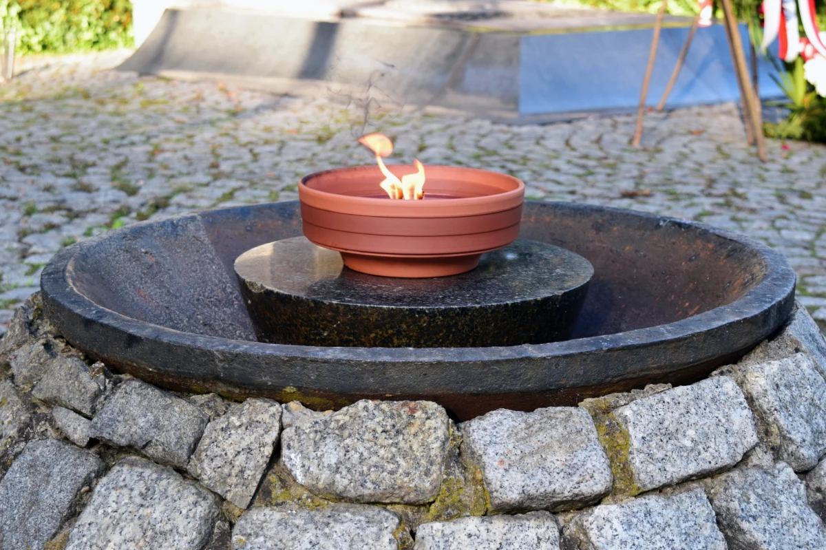 Zmarł młodszy chorąży rezerwy Jacek Hudynka, uczestnik misji pokojowej na Wzgórzach Golan w Syrii, a także misji stabilizacyjnej SFOR w Bośni i Hercegowinie – poinformował Zbigniew Burnat, prezes Stowarzyszenia Weteranów Misji Zagranicznych z Regionu Tarnowskiego.