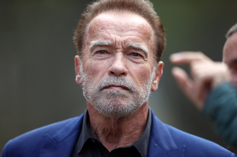 "Wspaniale było spotkać się z zespołem Kalush Orchestra, zwycięzcami Eurowizji z Ukrainy. Inspirujecie mnie!" - napisał Arnold Schwarzenegger na swoim Instagramie, zamieszczając też wspólne zdjęcia z dziesięcioma muzykami tej grupy. Więcej informacji o tym niezwykłym spotkaniu przekazała rapowo-folkowa grupa.