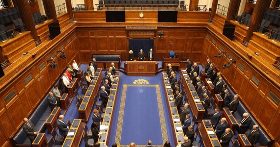 ​Północnoirlandzcy politycy nie zdołali w czwartek osiągnąć politycznego braku porozumienia i powołać nowego rządu, w związku z tym najprawdopodobniej jeszcze w grudniu odbędą się nowe, już drugie w tym roku, wybory do Zgromadzenia Irlandii Północnej. Pat trwa od kilku miesięcy.