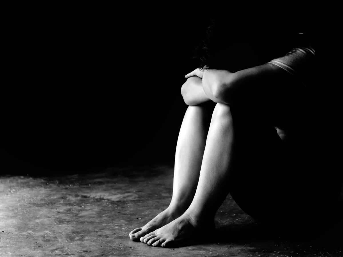 Były specjalista ds. komunikacji ONZ Karim Elkorany został skazany na 15 lat za napaść seksualną na 13 kobiet. Do przestępstw dochodziło między 2002 a 2019 rokiem.