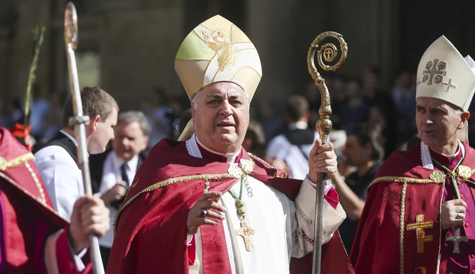 Ambasador Rosji z zaproszeniem od arcybiskupa. Nuncjatura tłumaczy