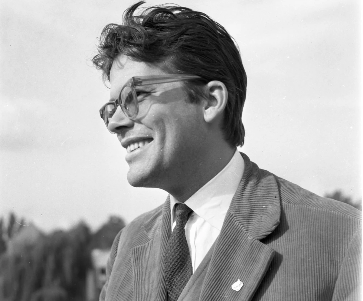 Ninateka kontynuuje filmowy cykl "Dziś są twoje urodziny". Bohaterem listopadowego przeglądu będzie Zbigniew Cybulski. W programie znalazło pięć filmów z jednym z najsłynniejszych polskich aktorów. Filmy dostępne będą za darmo między 1 a 30 listopada. 