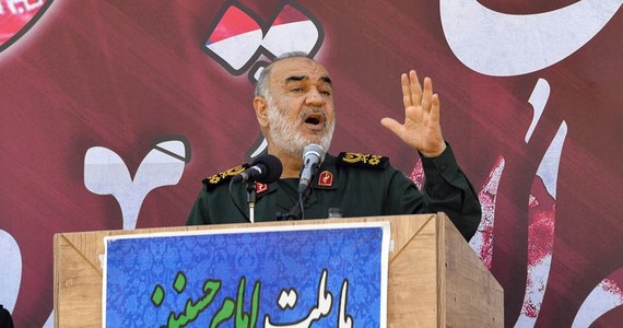 Szef Korpusu Strażników Rewolucji Islamskiej, generał Hosejn Salami, ostrzegł protestujących po śmierci Mahsy Amini, że sobota będzie ostatnim dniem, w którym wyszli na ulice - poinformowała agencja Reutera.