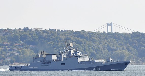 Amerykański Instytut Studiów nad Wojną (ISW) ocenił w najnowszym raporcie, że za atakiem na rosyjski okręt w Sewastopolu stoją siły ukraińskie. Podkreślono, że takie operacje w czasie konfliktu są uprawnionymi działaniami wojennymi, a nie "terroryzmem", jak twierdzi Rosja.