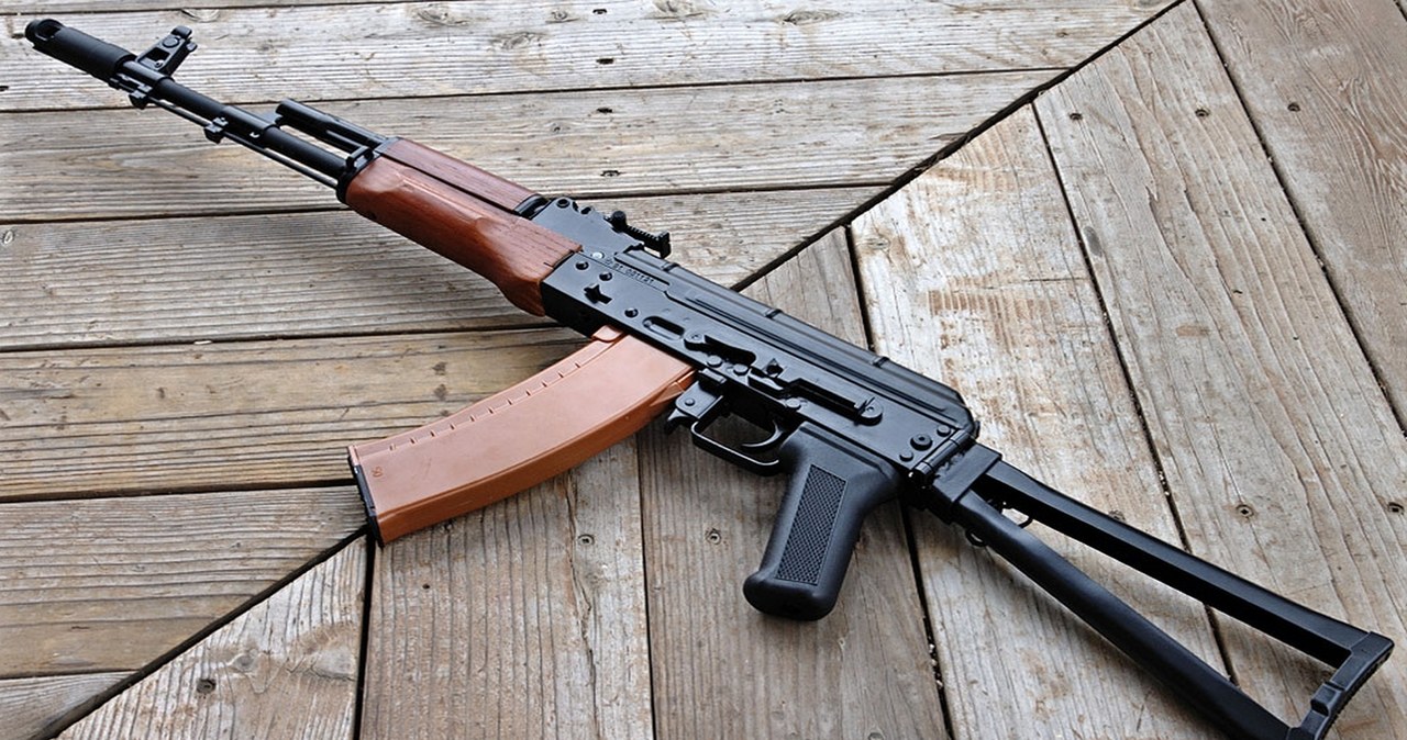 Armia Stanów Zjednoczonych rozpoczęła poszukiwania rosyjskich karabinów szturmowych AK-74. Zapytania o ich sprzedaż zostały rozesłane do wielu krajów świata. Co tym razem planuje Waszyngton?
