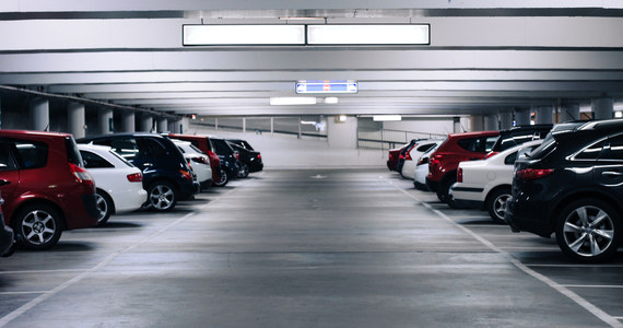 Dzisiaj, 3 listopada, otwarty zostanie  siedemnasty w Warszawie parking typu "Parkuj i Jedź". Tym razem na Ursynowie, przy stacji kolejowej Warszawa Jeziorki - poinformował Zarząd Transportu Miejskiego.