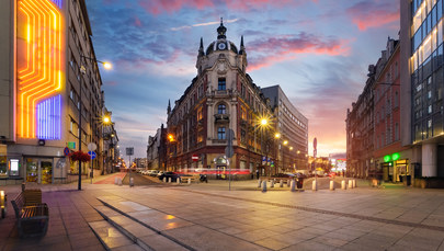 Katowice oszczędzają w kryzysie. Mniej światła na ulicach