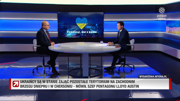 Gen. Jarosław Kraszewski przypomniał w programie "Gość Wydarzeń" w Polsat News, że obecnie Siły Zbrojne Ukrainy prowadzą działania na dwóch kierunkach – donbaskim i chersońskim. - Wszyscy zastanawiają się, co się stanie z Chersoniem, czy zostanie oddany bez walki - mówił generał w rozmowie z Piotrem Witwickim.Jak przekazał, nie wyklucza, że myślenie o oddaniu Chersonia bez walki, może być zasadzką. W kontekście informacji o ewakuacji mieszkańców stwierdził:- Wątpię, żeby Rosjanie martwili się o ludność cywilną. 