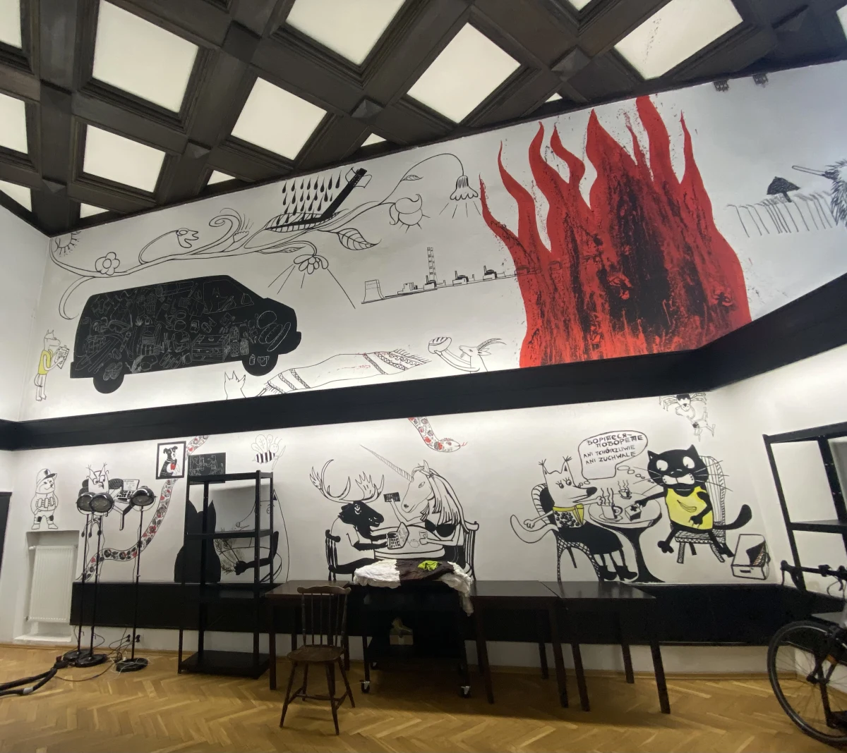 Kamienica przy ul. Długiej 35, która do tej pory przez 60 lat była siedzibą rosyjskiego domu kultury,  będzie służyć m.in. autorom i autorkom z Ukrainy i Białorusi tworzącym w Gdańsku.
W budynku na Startym Mieście w ramach projektu Gdańsk Miasto Literatury rozpoczęło działalność miejsce dialogu artystycznego. Będzie tam galeria, księgarnia, klub literacki, kameralna sala koncertowa i kawiarnia. 