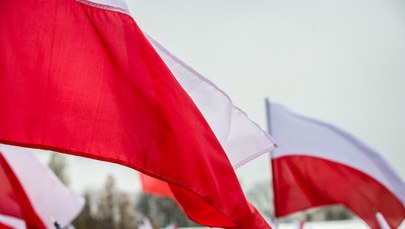 Hymn Polski: Jak brzmi i kiedy śpiewamy Mazurek Dąbrowskiego?