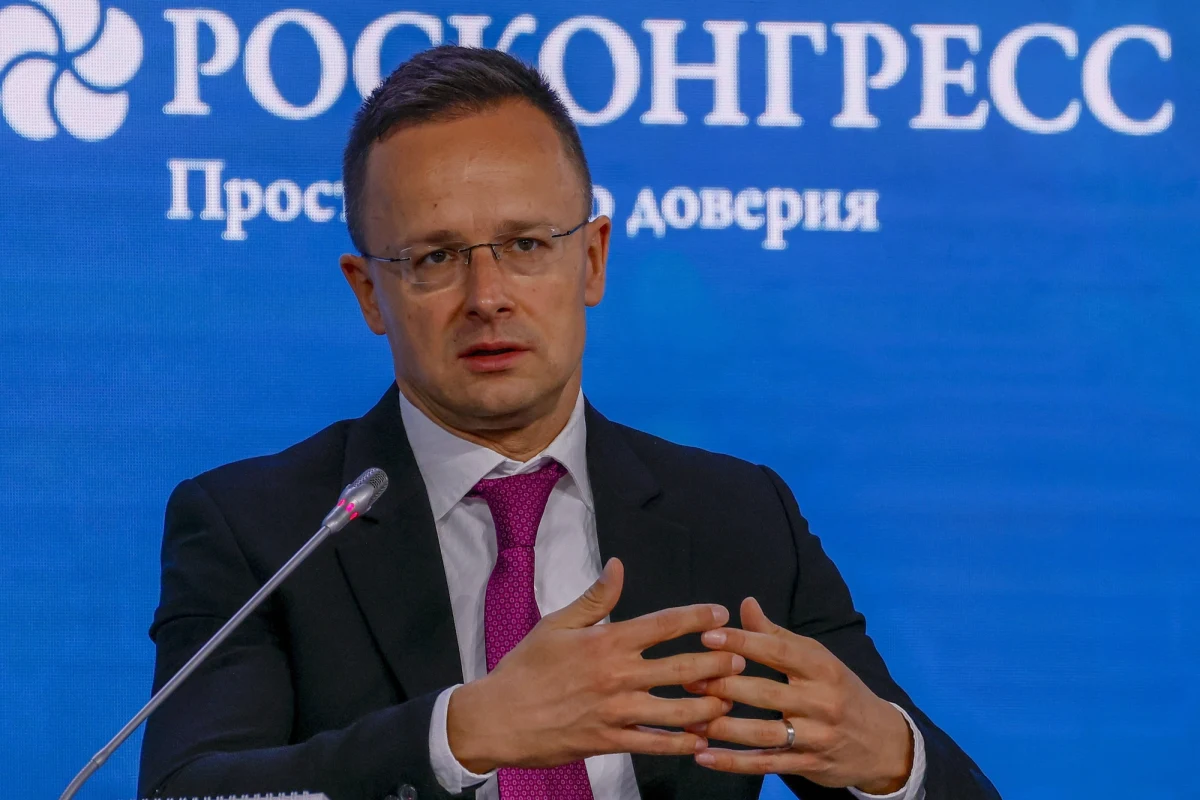 Kolejny pakiet sankcji Unii Europejskiej na Rosję może dotyczyć technologii jądrowych. "Szefowie dyplomacji kilku państw członkowskich już zasygnalizowali swoje poparcie dla niego, ale dla Węgier jest to 'czerwona linia'" - podkreślił w wywiadzie dla Radia Kossuth minister spraw zagranicznych i handlu Węgier Peter Szijjarto.