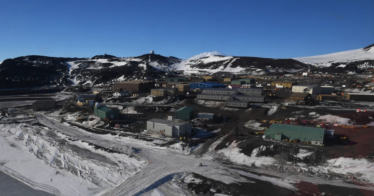 Widok na stację badawczą McMurdo