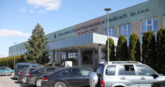 Narodowy Fundusz Zdrowia będzie interweniować w sprawie zawieszenia przyjęć planowych w Mazowieckim Szpitalu Wojewódzkim w Siedlcach - dowiedział się nasz reporter. Lecznica tłumaczy zawieszenie przyjęć tym, że przekroczyła ryczałt w ramach umowy, którą ma właśnie z NFZ.