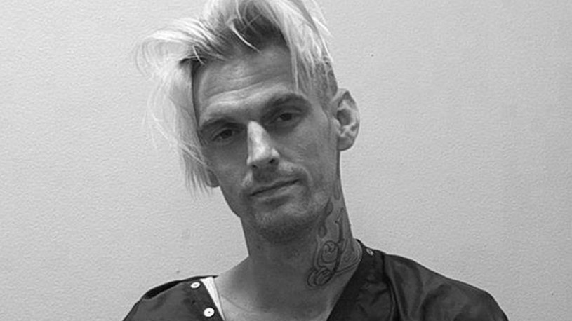 Zmarły w sobotę Aaron Carter był twórcą przeboju "I Want Candy" oraz bratem słynnego Nicka Cartera z Backstreet Boys. Jego przedwczesna śmierć spowodowała wiele pytań. Teraz głos zabrał jeden z "przyjaciół" piosenkarza.