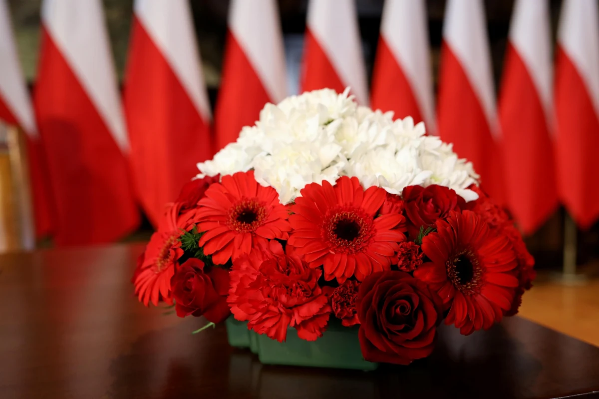 Od uroczystego składnia wieńców, przez rocznicowe biegi, a na koncertach kończąc. Tak wyglądają obchody Święta Niepodległości w Śląskiem.

