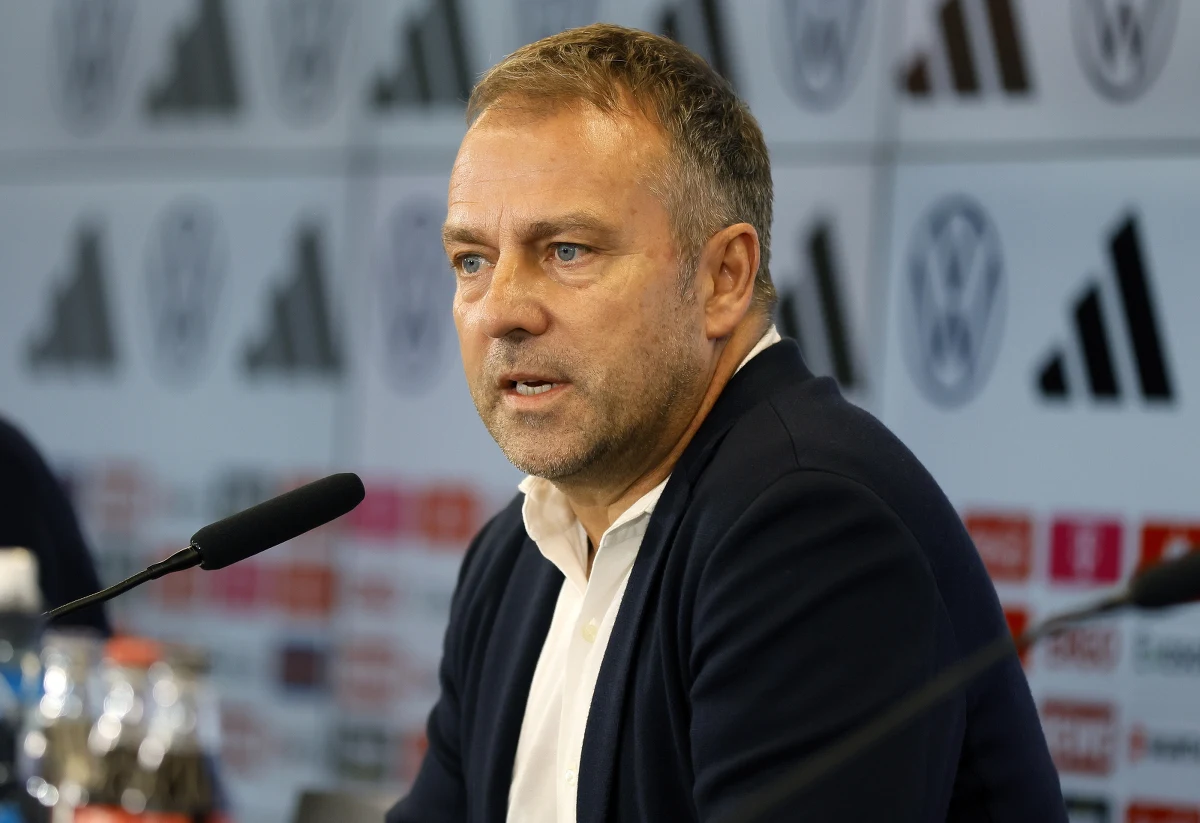 ​Marco Reus przegapi kolejny wielki turniej. Kapitan Borussii Dortmund, który leczy uraz stopy, nie znalazł się w 26-osobowej kadrze na mistrzostwa świata, którą w czwartek ogłosił trener Hansi Flick. Do Kataru pojedzie za to Mario Goetze, zdobywca gola na wagę triumfu Niemców w mundialu w Brazylii.