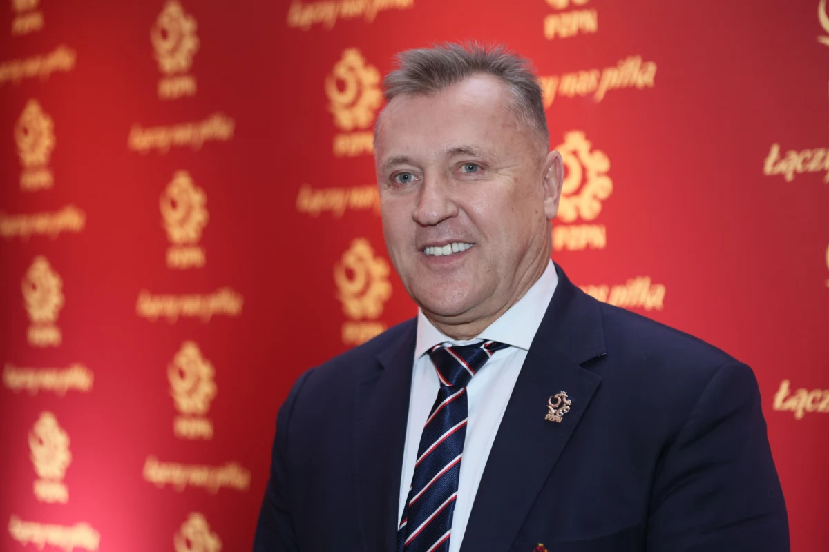 ​Dominik G., ps. Grucha, którego PZPN zatrudnił jako ochroniarza Roberta Lewandowskiego podczas zgrupowań reprezentacji Polski, jest oskarżony o udział w zorganizowanej grupie przestępczej - ustalił portal Wirtualna Polska.