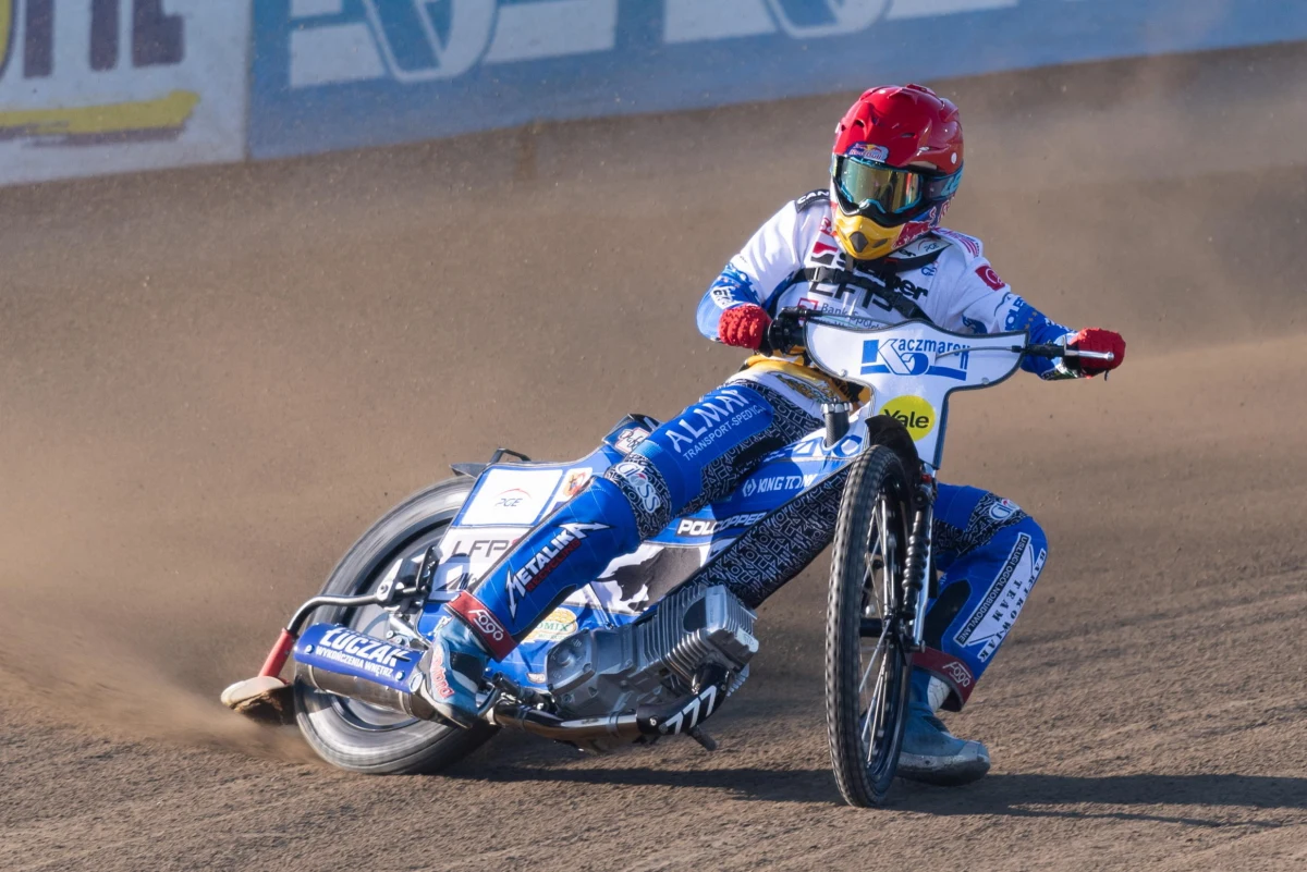 Piotr Pawlicki został zawodnikiem Betard Sparty Wrocław. Żużlowiec przez ostatnie dziesięć lat reprezentował barwy Unii Leszno. "Nasz skład z Piotrem będzie jeszcze silniejszy" - skomentował menadżer wrocławskiego zespołu Dariusz Śledź.