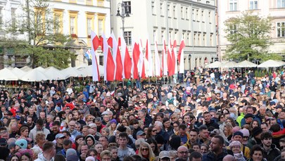 VI Ogólnopolskie Śpiewanie Biało-Czerwonych Przebojów [ZAPIS RELACJI]