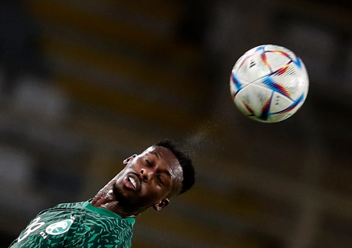 Piłkarze Arabii Saudyjskiej, rywale Polaków w grupie C mistrzostw świata w Katarze, wrócili do kraju ze zgrupowania w Abu Zabi. Podopieczni Francuza Herve Renarda rozegrali tam pięć meczów, w których nie doznali porażki.