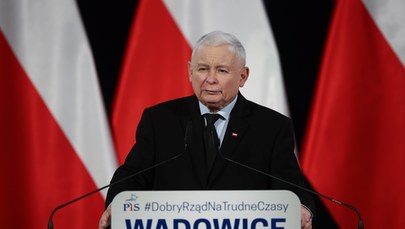 "Nie chciałem nikogo urazić". Kaczyński tłumaczy się ze słów o "dawaniu w szyję"