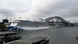 800 pasażerów chorych na COVID-19. Statek zacumował w Sydney