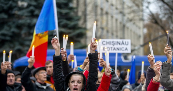 Kilka tysięcy członków i sympatyków prorosyjskiej partii Sor zablokowało w niedzielę centrum stolicy Mołdawii, Kiszyniowa. Demonstranci domagali się m.in. ustąpienia prezydent Mai Sandu oraz dymisji rządu premier Natalii Gavrility.