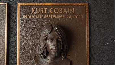 Zniszczona gitara Kurta Cobaina sprzedana za blisko pół miliona dolarów
