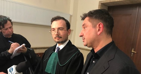 Wrocławski sąd nie uwzględnił zażalenia prokuratury na niezastosowanie aresztu wobec podejrzanych o wyłudzenia z PFRON i ZUS, w tym b. senatora Tomasza Misiaka i prezydenta Konfederacji Lewiatan Macieja Wituckiego. Zastosował jednak tak zwane wolnościowe środki zapobiegawcze w postaci 200 tys. zł poręczenia majątkowego, dozoru oraz zakaz opuszczania kraju.