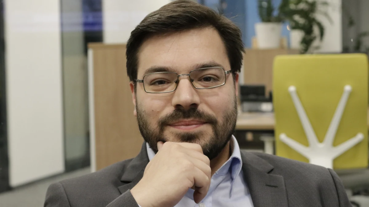 Były poseł Kukiz'15 Stanisław Tyszka poinformował, że dołącza do partii Konfederacja, ale nie do jej koła w Sejmie. Zachęcał swoich kolegów z Kukiz 15, żeby zrobili to samo. Dodał, że Konfederacja jest jedynym ugrupowaniem w tej kadencji, które zachowywało się w kluczowych momentach przyzwoicie.