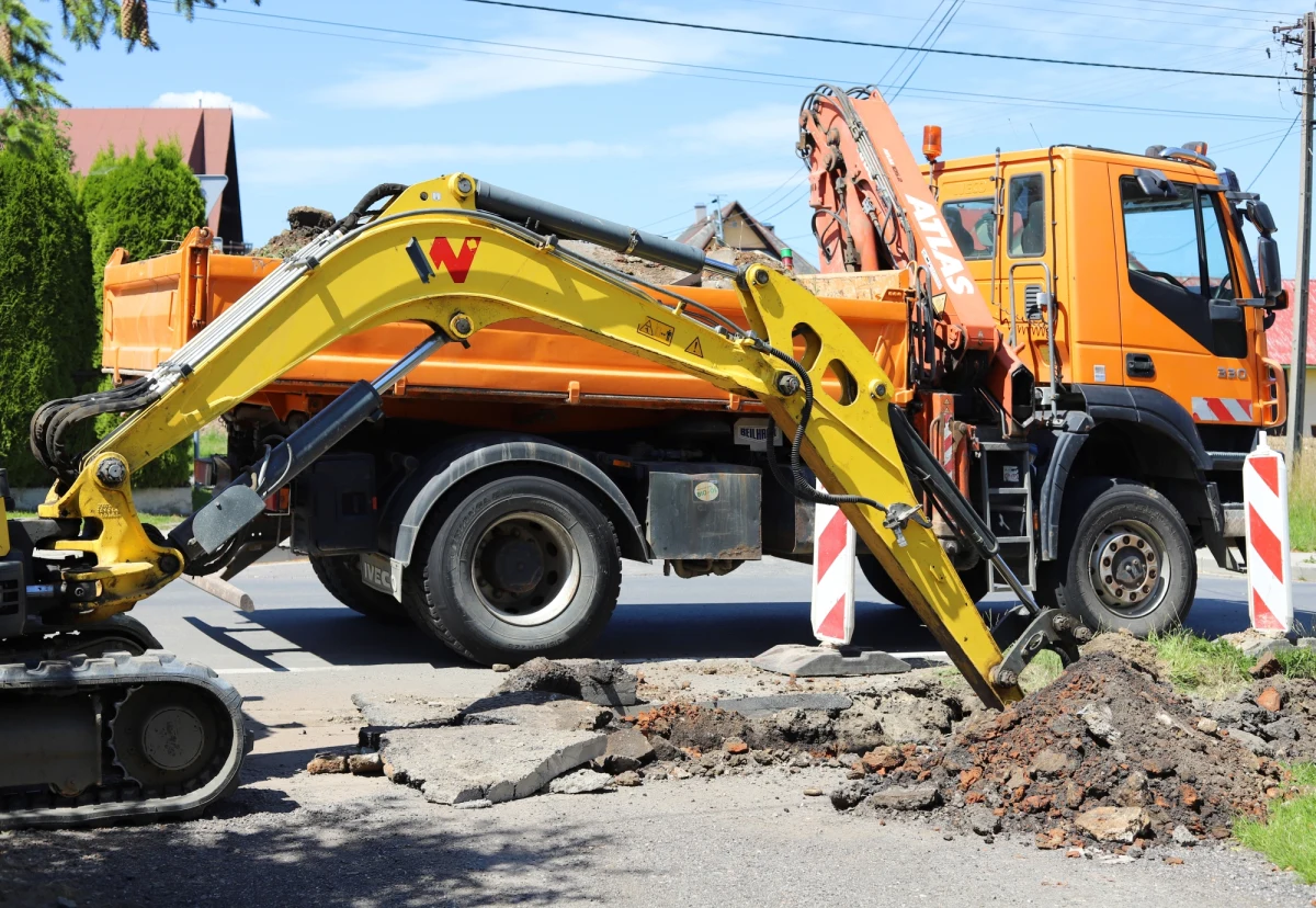 W związku z rozpoczynającymi się w czwartek pracami przy budowie ronda przy wjeździe do Zakopanego na drodze krajowej nr 47, będą utrudnienia w ruchu. Zakończenie inwestycji planowane jest na pierwszy kwartał 2024 r. – poinformowała GDDKiA.
