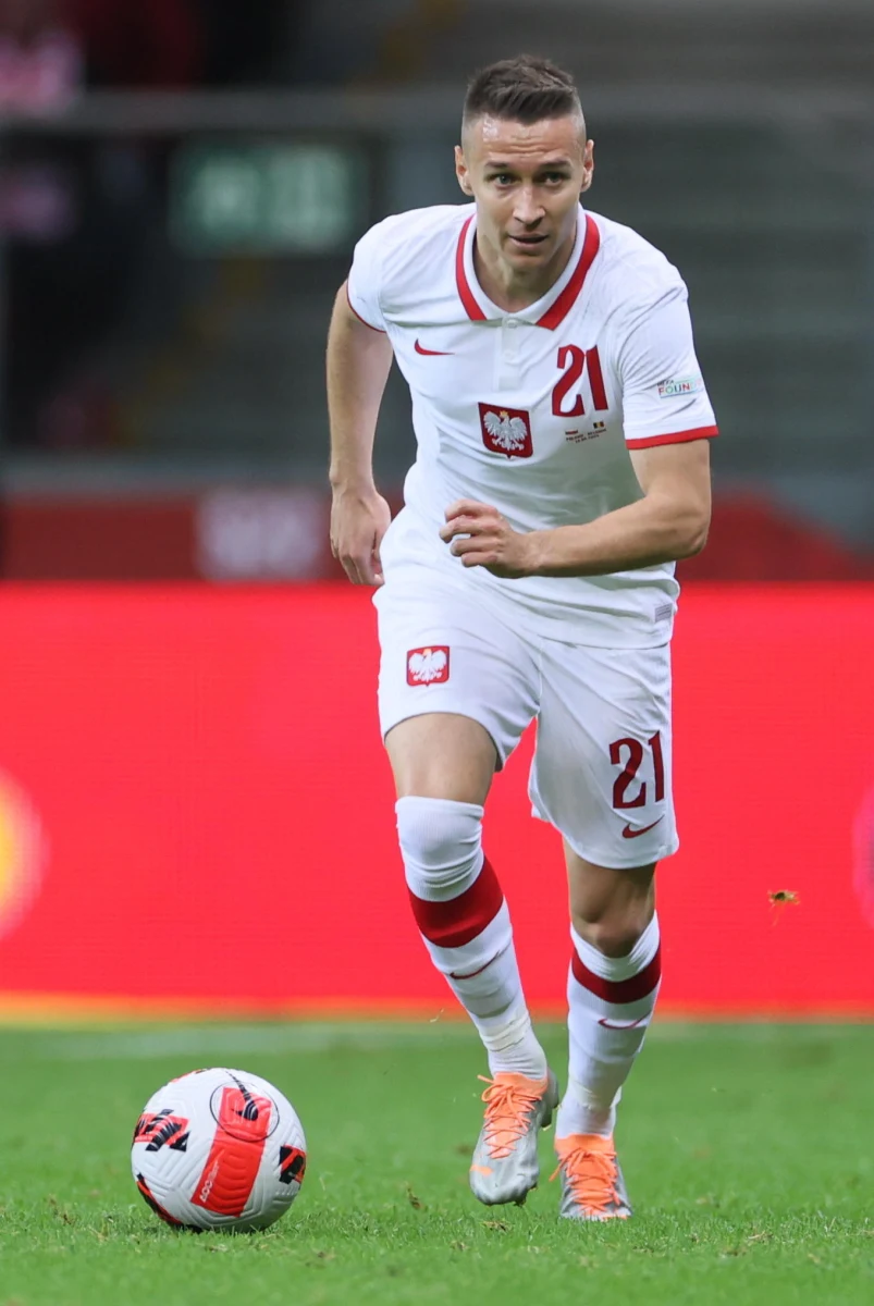 ​Przemysław Frankowski (12.04.1995) - RC Lens, Francja.