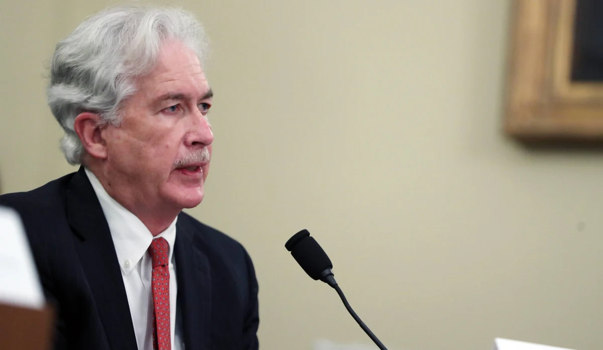 ​Prezydent Andrzej Duda rozmawiał w środę w Warszawie z dyrektorem Centralnej Agencji Wywiadowczej Williamem Burnsem. Informację w mediach społecznościowych przekazał szef Biura Bezpieczeństwa Narodowego. Jak zaznaczył, rozmowa dotyczyła "ogólnej sytuacji bezpieczeństwa", także w kontekście ostatnich wydarzeń. Z szefem CIA spotkał się również minister spraw wewnętrznych i administracji Mariusz Kamiński.