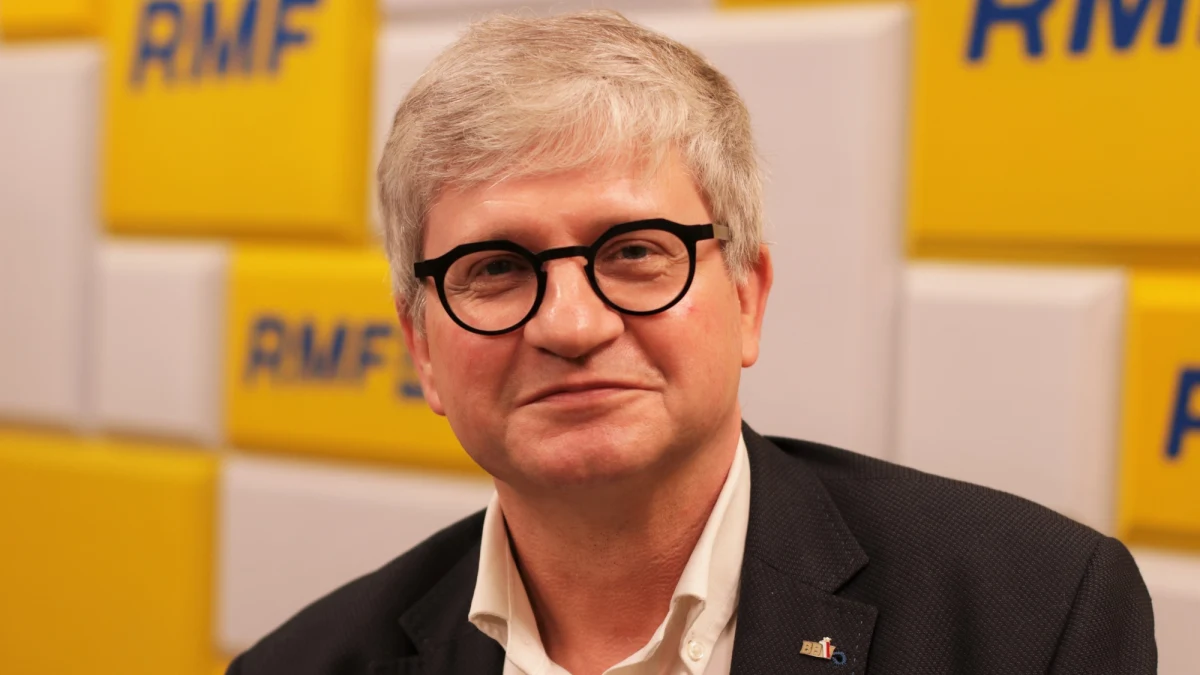 Strona polska będzie brała pod uwagę wszelkie informacje pochodzące od innych krajów, w tym od Ukrainy, które mogą posłużyć prowadzeniu śledztwa w sprawie wydarzeń w Przewodowie – zadeklarował b. szef Biura Bezpieczeństwa Narodowego Paweł Soloch w rozmowie 7 pytań o 7:07 w internetowym radiu RMF24. Dochodzeniu – jak mówił – pomóc miała także środowa wizyta w Warszawie szefa CIA Williama Burnsa.