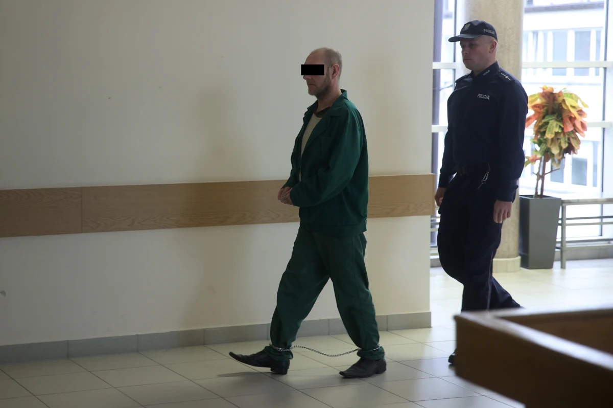 Karę łączną 25 lat pozbawienia wolności w systemie terapeutycznym ogłosił Sąd Okręgowy w Krakowie dla Grzegorza P. oskarżonego o zabójstwo chłopca, a także usiłowanie zabójstwa i spowodowania obrażeń ciała u własnego syna i swojej byłej partnerki.
