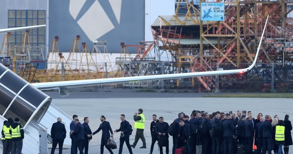 Przed godziną 20:00 polscy piłkarze wylądowali w Dosze. Biało-czerwoni wkrótce udadzą się do Ezdan Palace, bo tak nazywa się hotel, w którym reprezentacja Polski zamieszka podczas swojej mundialowej przygody.