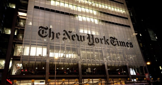 Mężczyzna z siekierą i nożem wszedł w czwartek po południu do wieżowca dziennika "New York Times" na Manhattanie w Nowym Jorku - podała agencja Associated Press. Zwrócił się o umożliwienie mu rozmowy z działem politycznym gazety.