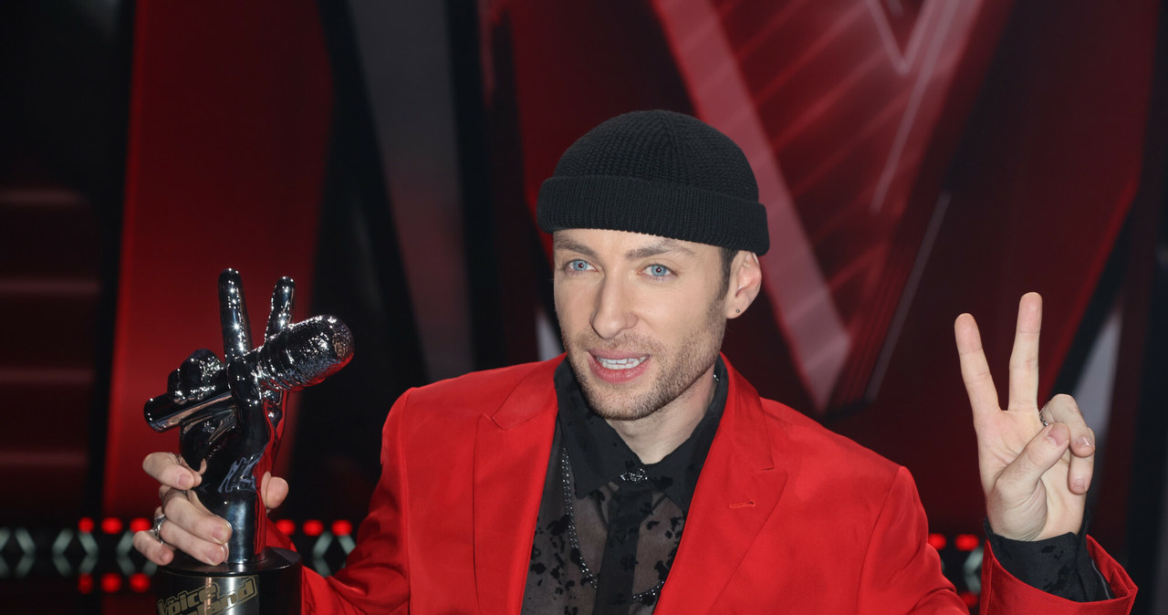 Dominik Dudek, zwycięzca 13. edycji "The Voice of Poland", prezentuje utwór, którym na nowo przedstawia się swoim słuchaczom. "Tak mi mów" jest dokładnie tym, co chce tworzyć.