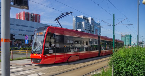 Ważna informacja dla osób, które korzystają z komunikacji miejskiej na Śląsku, a konkretnie między Katowicami a Chorzowem. Od poniedziałku ( 21 listopada) przez 3 tygodnie, nie będą kursowały tramwaje wzdłuż ul. Chorzowskiej.
