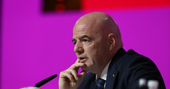 Od mundialu w Rosji w 2018 roku FIFA osiągnęła przychody w wysokości 7,5 mld dolarów - poinformowano w oficjalnym komunikacie opublikowanym w dniu inauguracji mundialu w Katarze.