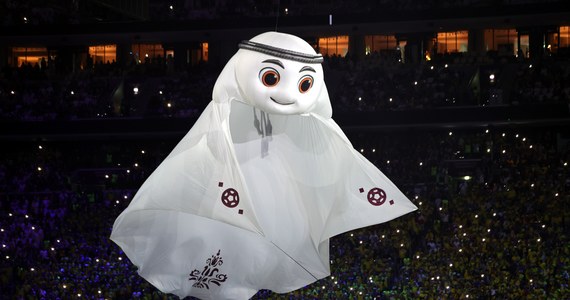 Na stadionie Al Bayt w Al-Chaur w Katarze odbyła się ceremonia otwarcia mistrzostw świata w piłce nożnej. O 17:00 na murawę wyjdą piłkarze Kataru oraz Ekwadoru.